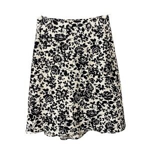 Loft black & white abstract floral print 100% linen office career Skirt size 2